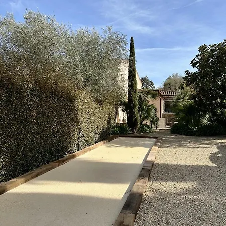 Fanny A La Villa